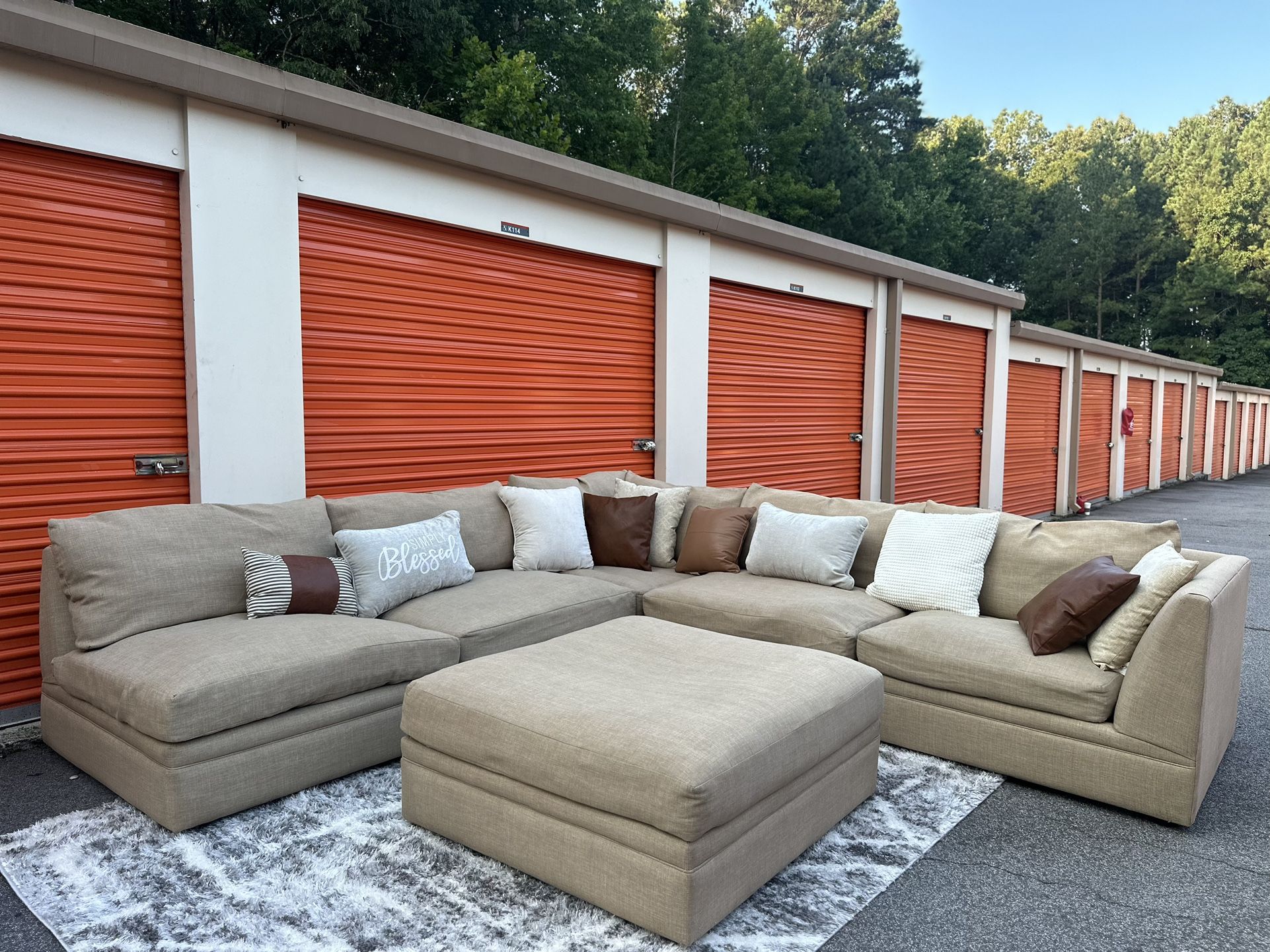 Modular Sectional With Ottoman 1200$’OBO Delivery available  If Needed 