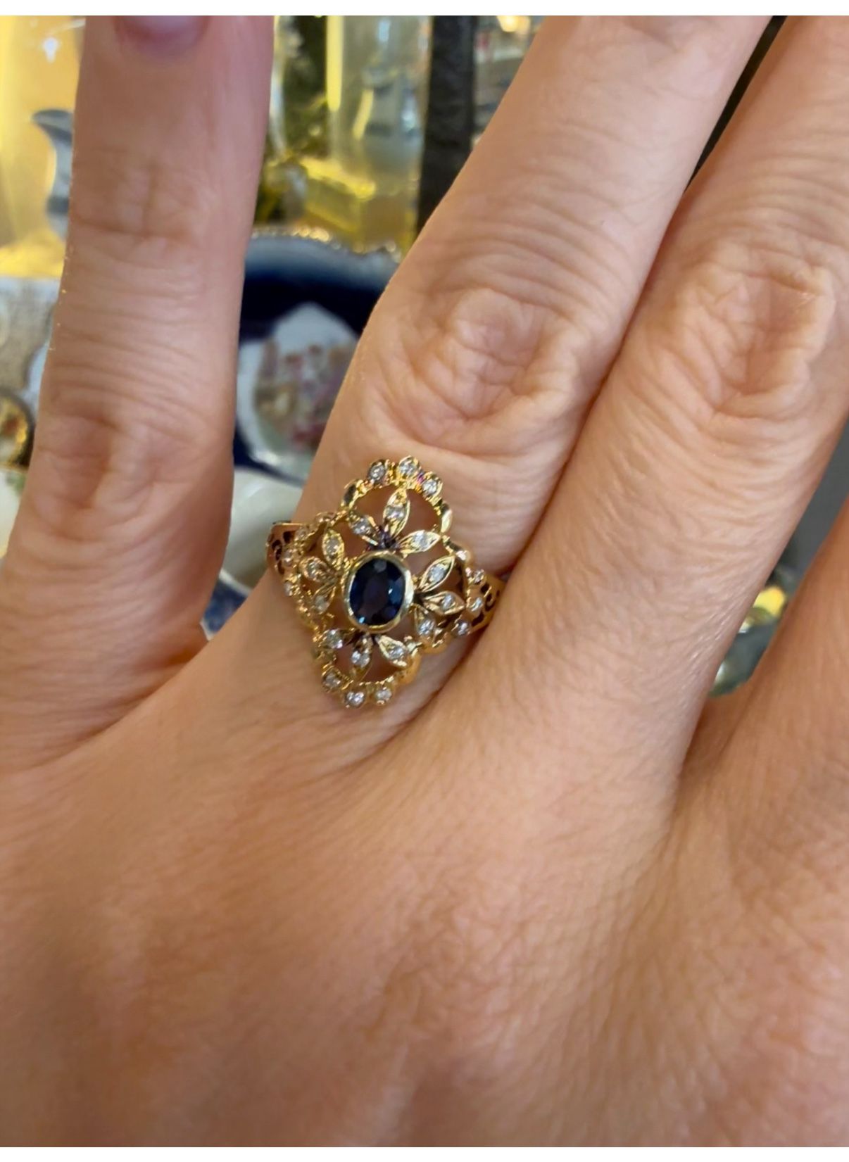 14K Gold Natural Sapphire And Diamonds Ring