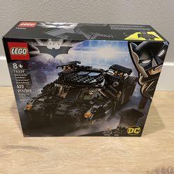 LEGO Batman Batmobile Tumbler Showdown