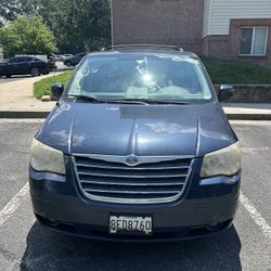 2008 Chrysler Town & Country