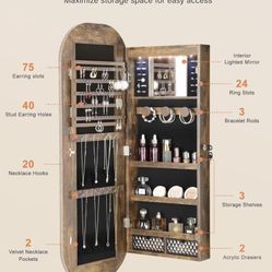 Nice tree Jewelry Cabinet 