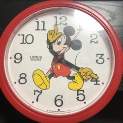 Vintage Walt Disney Mickey Mouse Wall Clock Lorus Quartz Japan 10.5" (Plastic Face Has Scratches)