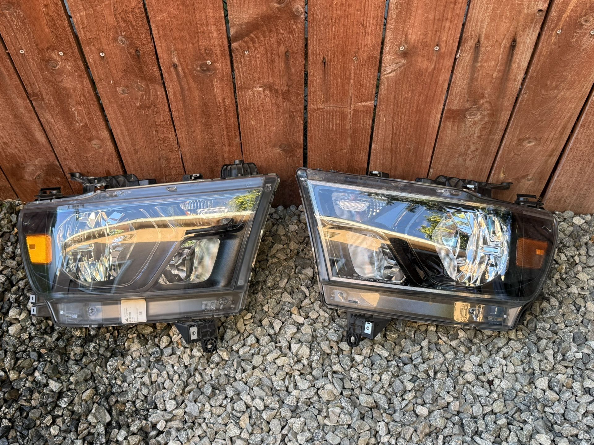 RAM 1500 Headlights