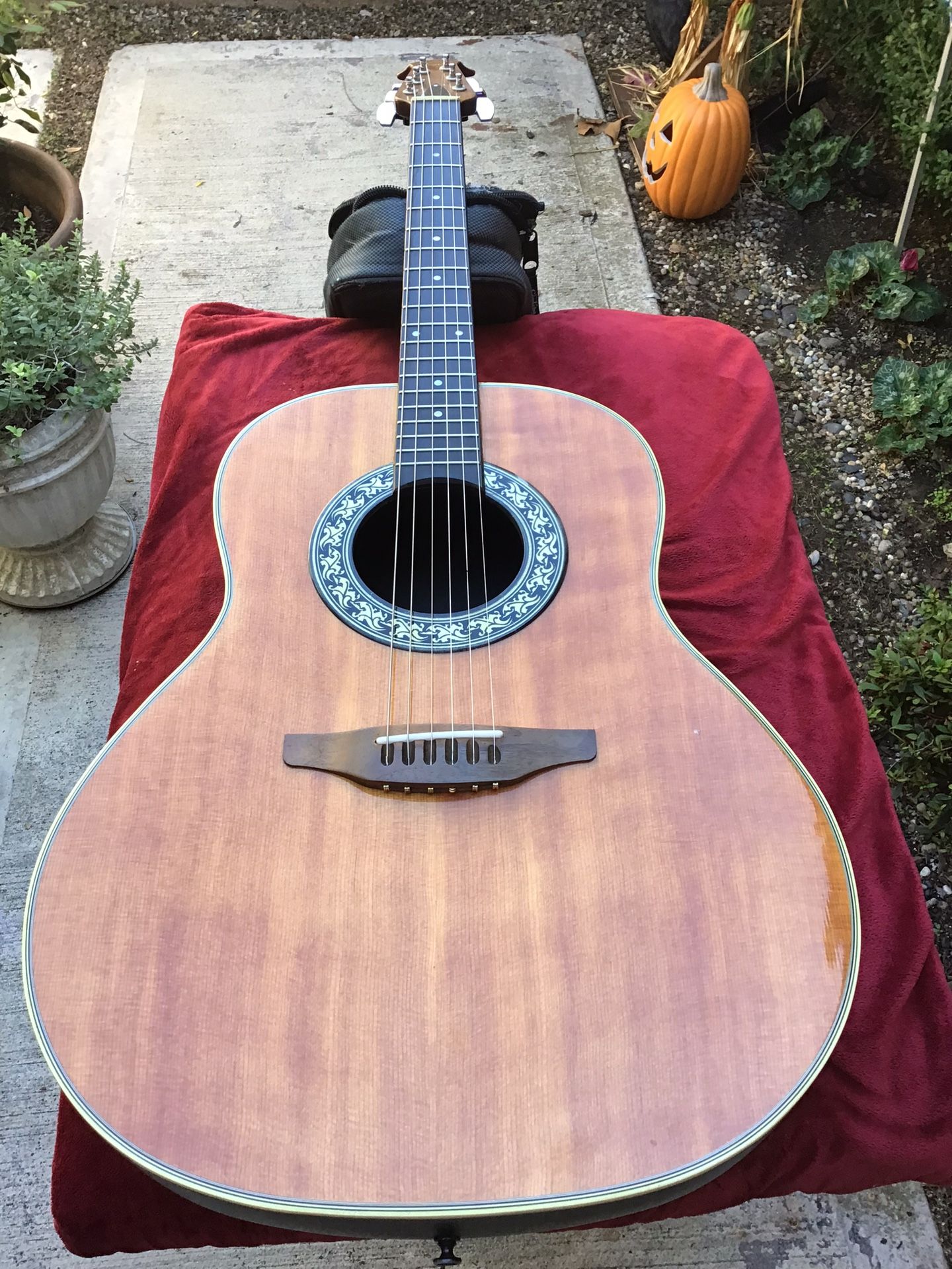Vintage Ovation 1111-4 Balladeer 