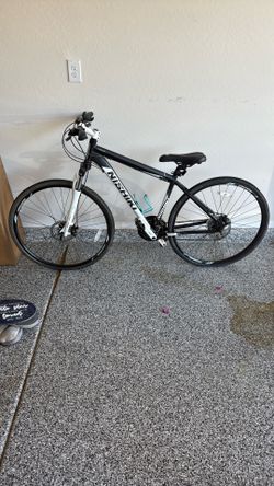Nishiki Men’s Mountain Bike