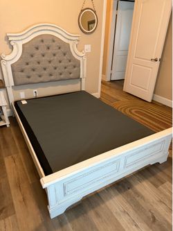 Almost New Antique White Bed Frame and Foundation