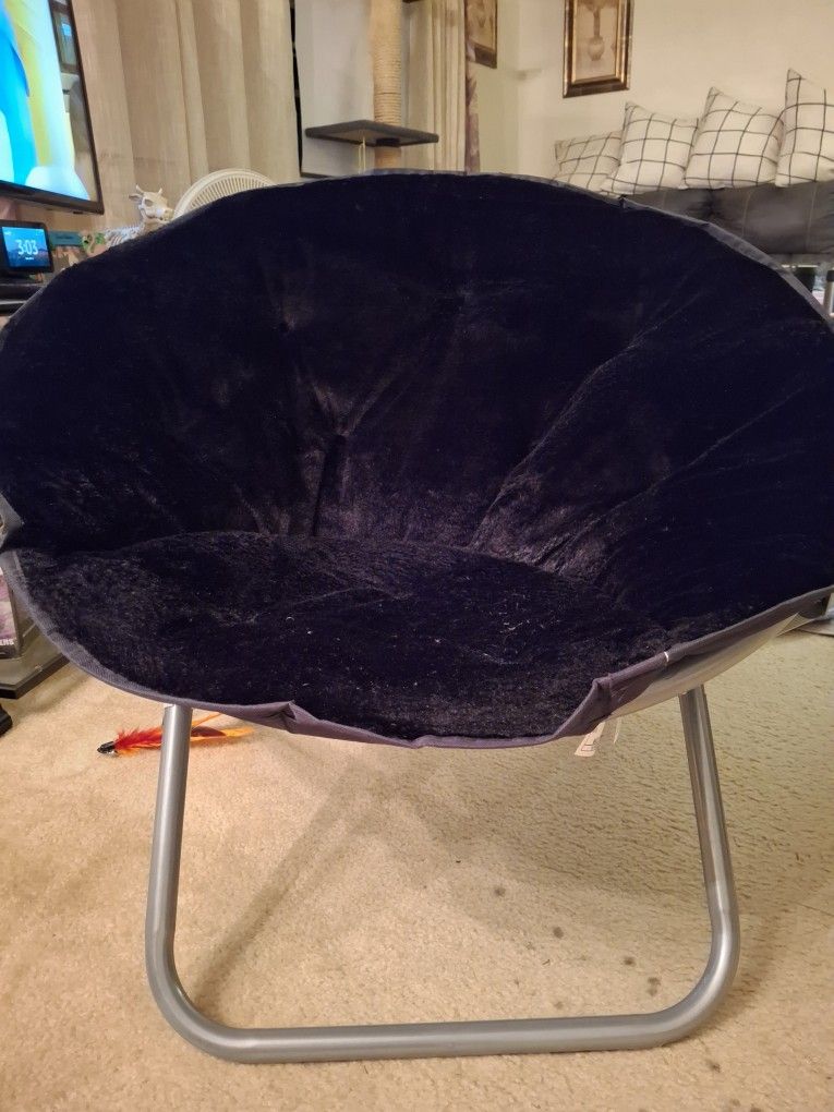 Faux Fur Saucer Chair