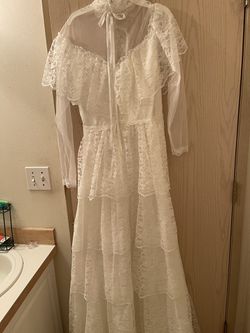 Vintage Wedding Dress & Veil Thumbnail