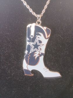 Dallas Cowboys boot necklace with bottle opener on a stainless steel rope chain 30 in Long with lobster clamps