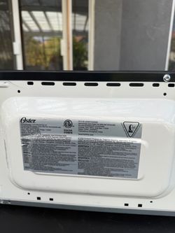 Oster Countertop Microwave Oven OGCMV207S2-07