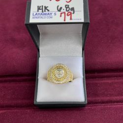 14K Gold Medusa Ring Size 10 : 6.8 Grams