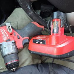 Milwaukee Hammer Drill/Driver