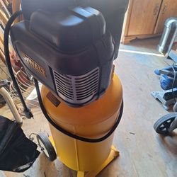 Dewalt Compressor