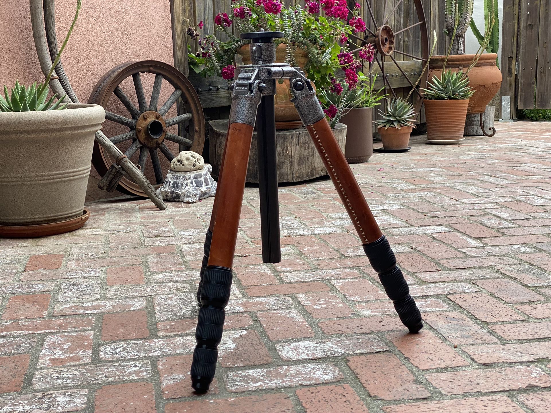 Gitzo G1548 Mountaineer MK2 Carbon Fiber Tripod