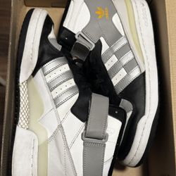 Adidas Forum Mids - Silver/Black