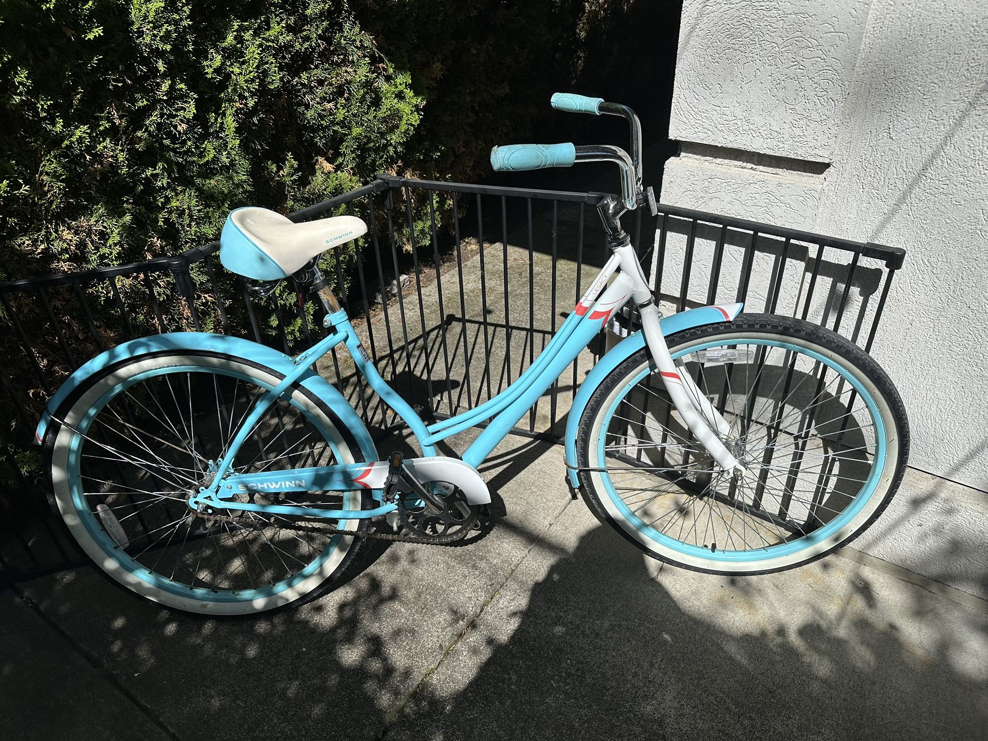 Schwinn Beach Cruiser