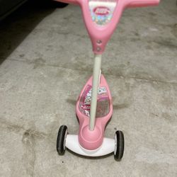 Little Girl Radio Flyer Scooter 