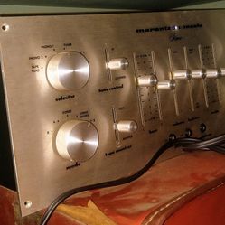 Vintage Marantz Model 33 stereo preamp In Seattle