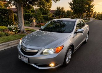 2013 Acura ILX Hybrid – ONLY 43K Miles – Fully Loaded
