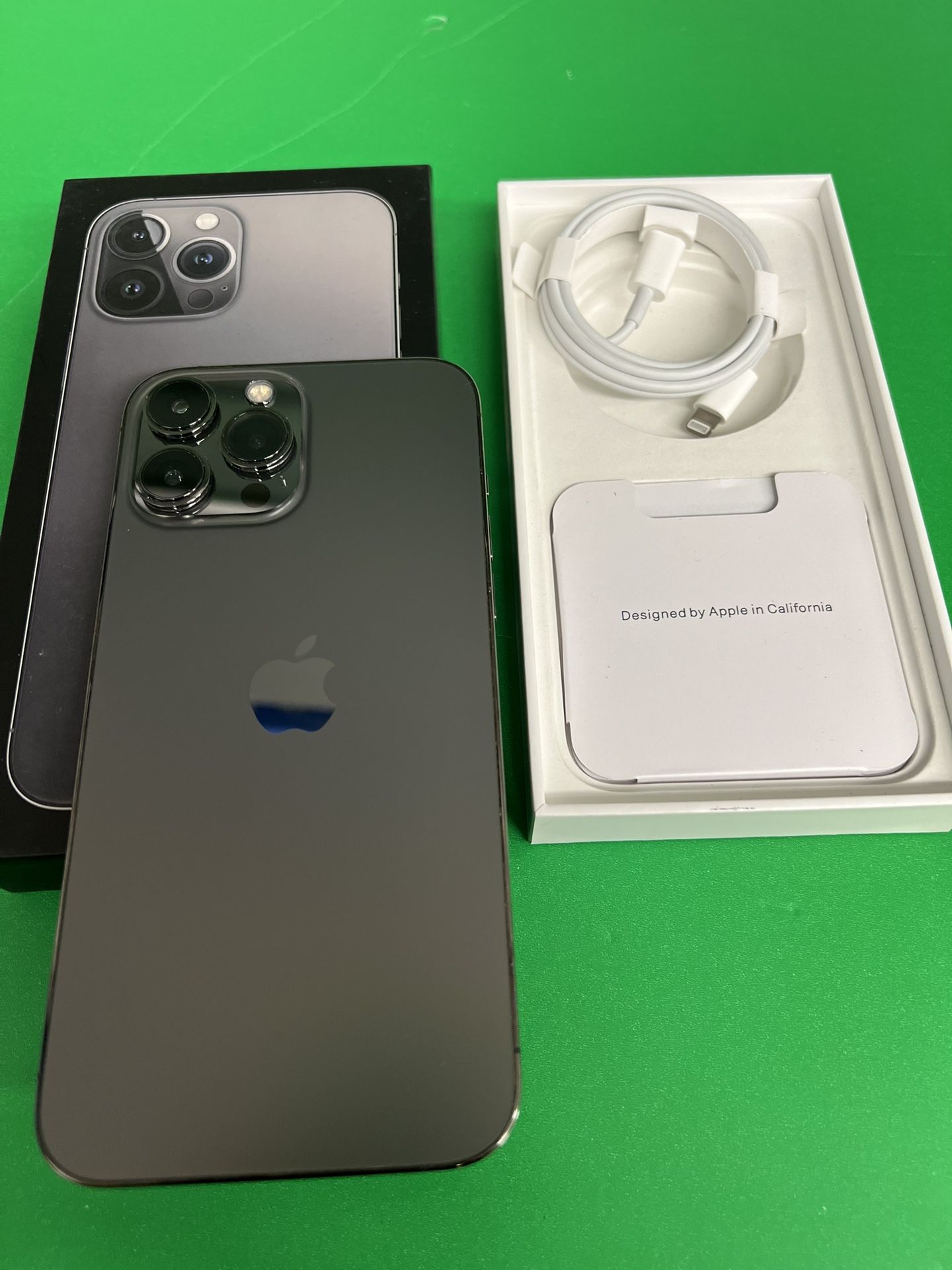 iPhone 13 Pro Max 256gb Unlocked For Any Carriers ( Liberado)