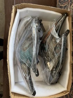 2012 Prius headlights Shadowed