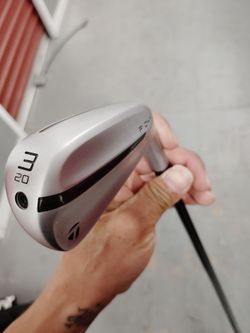 2024 TaylorMade P·DHY 3-Utility Iron (20°) fitted with a UST Mamiya Recoil DART graphite shaft