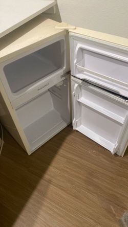 Insignia Mini Fridge with Freezer