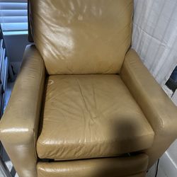 Lazyboy Genuine Leather Electric Reclining Chair