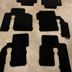 Gently Used OEM Mazda CX9 Floors Mats Fits (2007 2008 2009 2010 2011 2012 2013 2014 2015 ) 