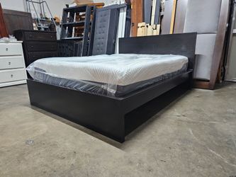 Queen bed and mattress