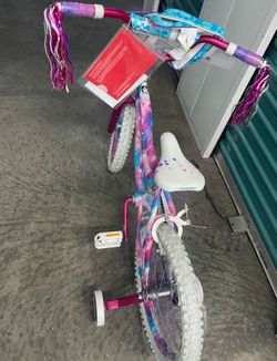 Dynacraft Sweetheart 18-Inch Girls' Bike