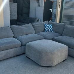 Sectional Couch 