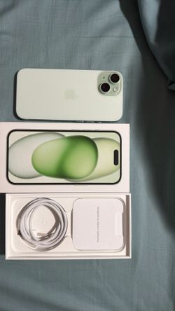 iPhone 15 128GB Green