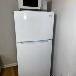 Refrigerator & Microwave combo