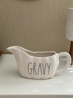 RAE DUNN GRAVY BOAT