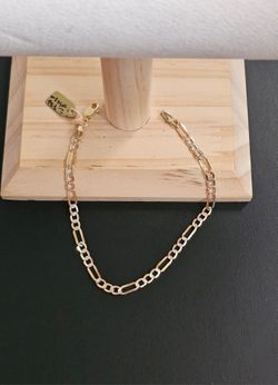 14k gold two tone bracelet 8.25 inch