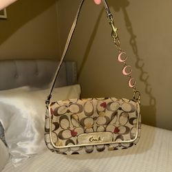 Vintage Coach Wristlet /wallet Purse  