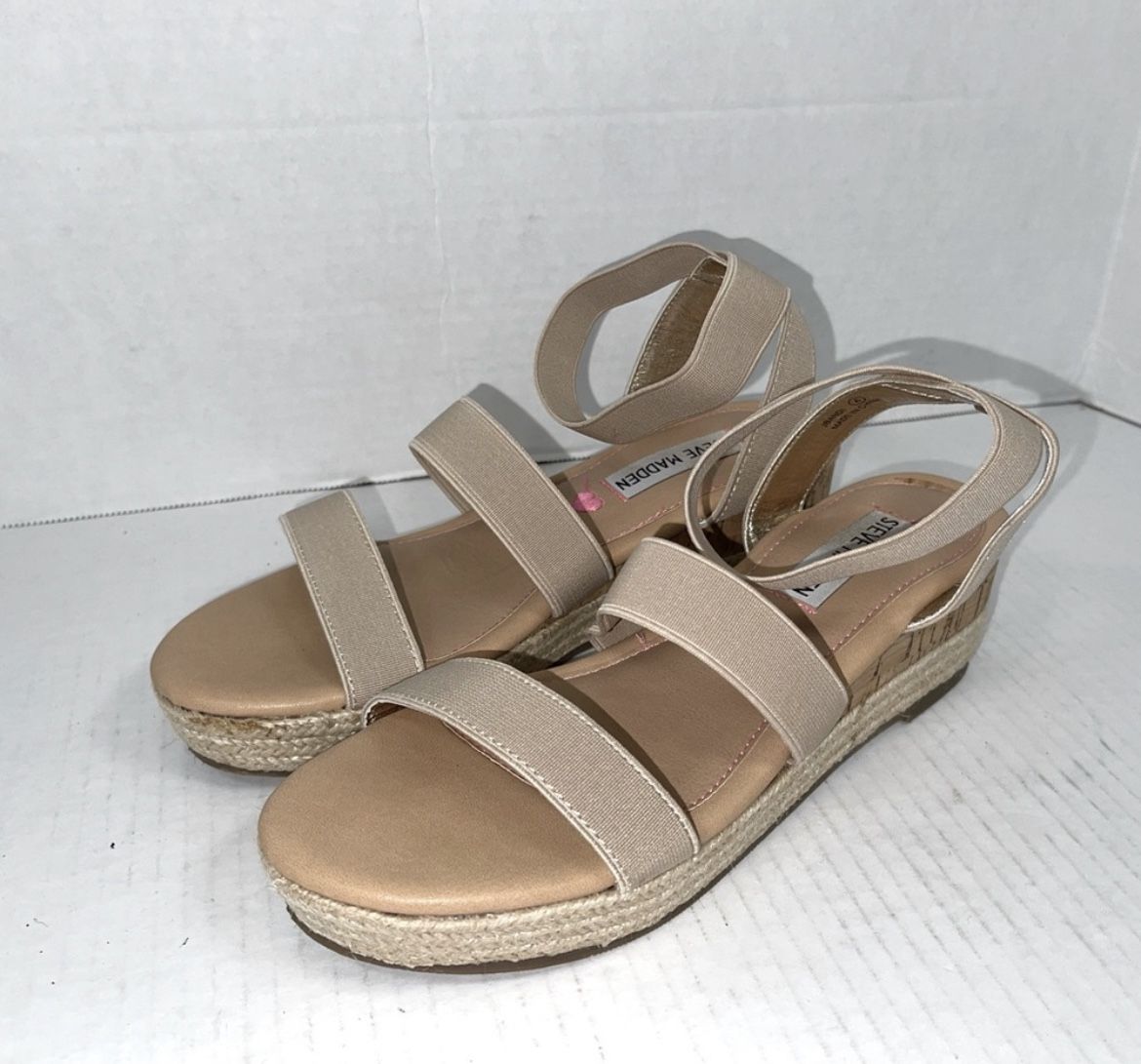 Steve Madden Girl Size 4- (Women’s 5) Sandal Wedges