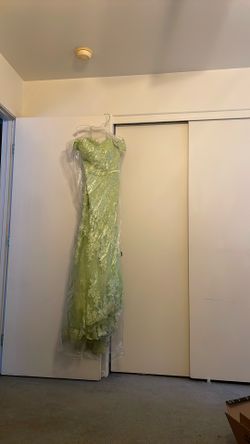 Off The Shoulder Evening Gown Prom Dress Size Small 2-4