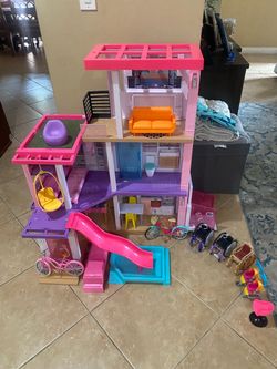 Barbie Dream House