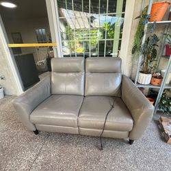 Electrical couch