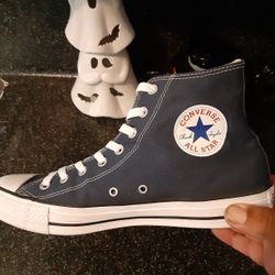 Converse mens 11.5 Like new
