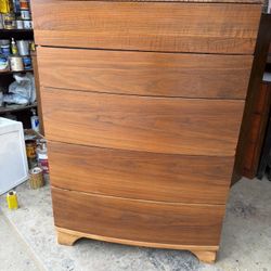 Vintage Kroehler Solid Wood Dresser – 5 Drawer (Art Deco / Waterfall Style)