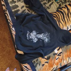 Empire Hoodie Size L