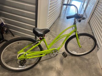 Electra Cruiser 7 Beach Cruiser Bike