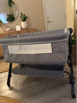 Bedside bassinet