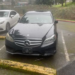 Mercedes Benz 2015 (For parts only)