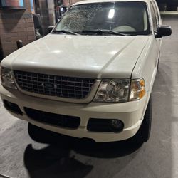 2003 Ford Explorer