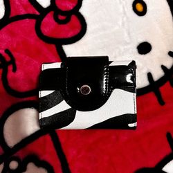 Thrifted zebra wallet perfect condition