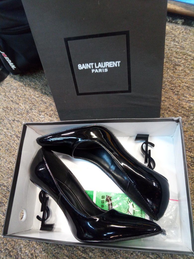 Saint Laurent Black Patent Leather Opyum Pointed Toe Pumps Size

39